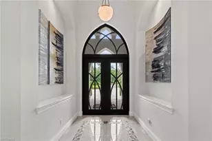 6641 Edgecumbe Dr, Naples, FL 34119 - Photo 5