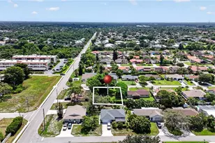 27506 Playa Del Rey Ln, Bonita Springs, FL 34135 - Photo 19