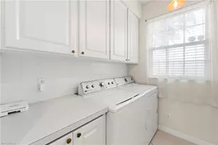 5513 Cove Cir, Naples, FL 34119 - Photo 23