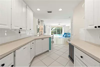 5513 Cove Cir #88, Naples, FL 34119 - Photo 9