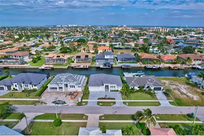 768 Amazon Ct, Marco Island, FL 34145 - Photo 7