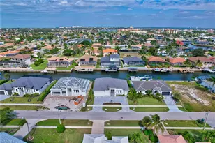 768 Amazon Ct, Marco Island, FL 34145 - Photo 7