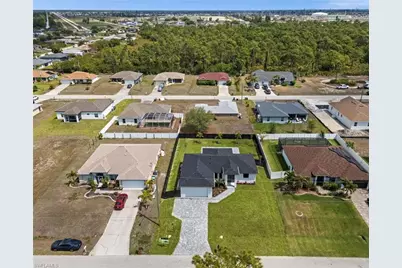 2519 NW 18th Pl, Cape Coral, FL 33993 - Photo 5