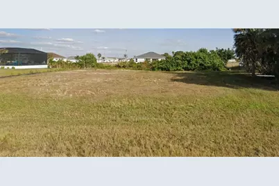 26 NW 24th Ave, Cape Coral, FL 33993 - Photo 3