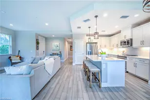2626 Seychelles Cir, Naples, FL 34112 - Photo 9