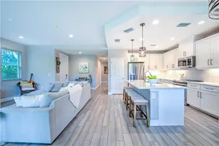 2626 Seychelles Cir, Naples, FL 34112 - Photo 5