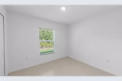 4102 E Gator Cir, Cape Coral, FL 33993 - Photo 5