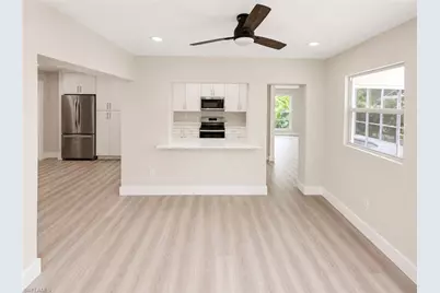 4532 Beechwood Lake Dr, Naples, FL 34112 - Photo 5