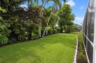 4532 Beechwood Lake Dr, Naples, FL 34112 - Photo 3