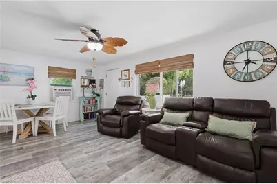 1447 Shadowlawn Dr, Naples, FL 34104 - Photo 9