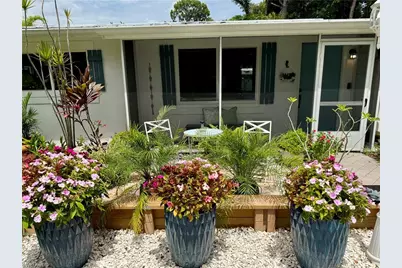 1447 Shadowlawn Dr, Naples, FL 34104 - Photo 29
