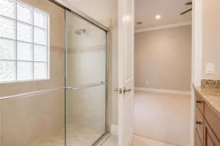 2915 Coco Lakes Dr, Naples, FL 34105 - Photo 39