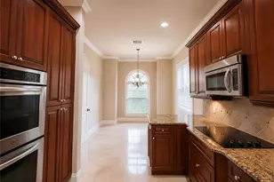 2915 Coco Lakes Dr, Naples, FL 34105 - Photo 21