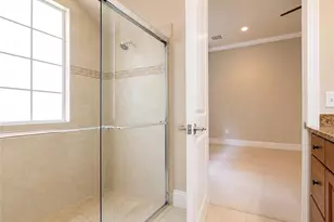2915 Coco Lakes Dr, Naples, FL 34105 - Photo 35