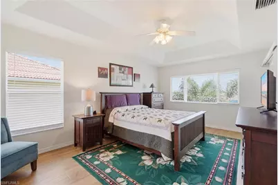 917 SW 47th Ter #201, Cape Coral, FL 33914 - Photo 13
