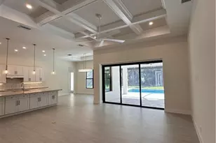 382 39th Ave NE, Naples, FL 34120 - Photo 5