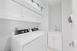142 Colonade Cir, Naples, FL 34103 - Photo 29