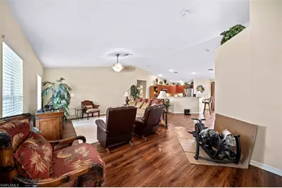 1125 NE 36th Ter, Cape Coral, FL 33909 - Photo 5