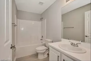 508 Cottonwood Ave S, Lehigh Acres, FL 33974 - Photo 5
