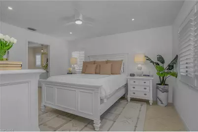 7725 Jewel Ln #201, Naples, FL 34109 - Photo 17