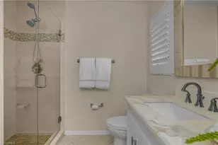 7725 Jewel Ln, Naples, FL 34109 - Photo 21