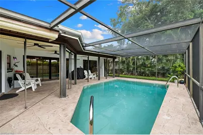 433 Golfview, Naples, FL 34110 - Photo 7