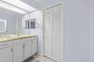 433 Golfview Dr, Naples, FL 34110 - Photo 17