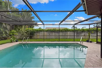433 Golfview, Naples, FL 34110 - Photo 5