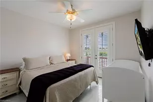 1045 Cottonwood Ct, Marco Island, FL 34145 - Photo 25