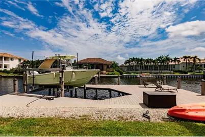 1045 Cottonwood Ct, Marco Island, FL 34145 - Photo 7
