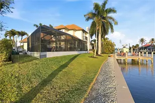 1045 Cottonwood Ct, Marco Island, FL 34145 - Photo 47