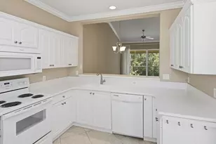 600 Luisa Ct, Naples, FL 34104 - Photo 7