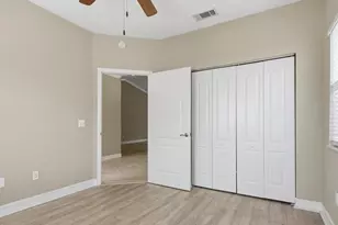 600 Luisa Ct, Naples, FL 34104 - Photo 17