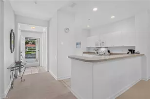 975 Tarpon Cove Dr, Naples, FL 34110 - Photo 9