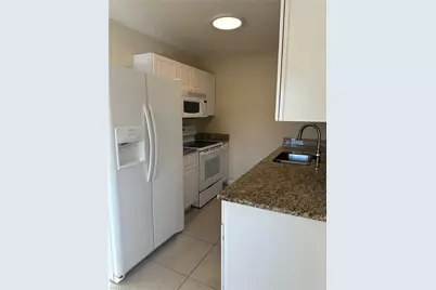 4621 Bayshore Dr #Q6, Naples, FL 34112 - Photo 5