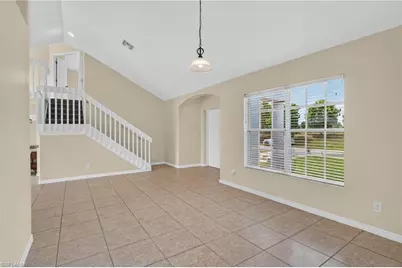 523 SE 25th Ln, Cape Coral, FL 33904 - Photo 3