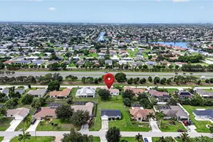 523 SE 25th Ln, Cape Coral, FL 33904 - Photo 31