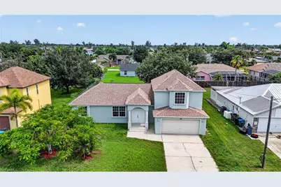523 SE 25th Ln, Cape Coral, FL 33904 - Photo 1