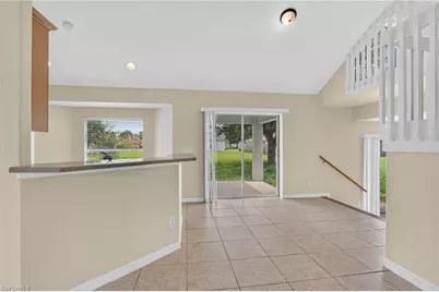 523 SE 25th Ln, Cape Coral, FL 33904 - Photo 11