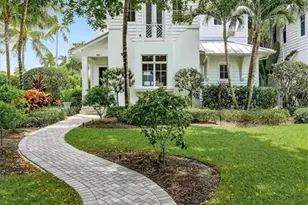 1011 6th St S, Naples, FL 34102 - Photo 25