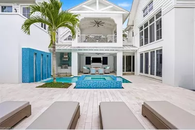 1011 6th St S, Naples, FL 34102 - Photo 17