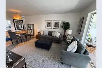 1900 Alamanda Dr #303, Naples, FL 34102 - Photo 5