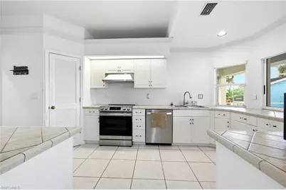 1508 E 9th St, Lehigh Acres, FL 33972 - Photo 11