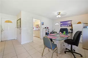 231 14th St NE, Naples, FL 34120 - Photo 7