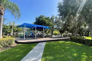 1993 Crestview Way, Naples, FL 34119 - Photo 21