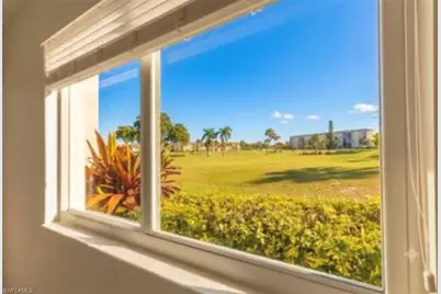 41 High Point Cir S #105, Naples, FL 34103 - Photo 9