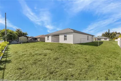 1819 NE 6th Ave, Cape Coral, FL 33909 - Photo 13