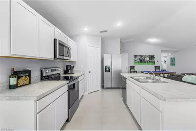 1819 NE 6th Ave, Cape Coral, FL 33909 - Photo 19