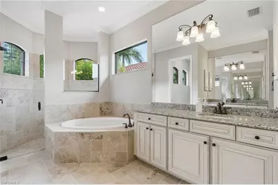9915 Corso Bello Dr, Naples, FL 34113 - Photo 23