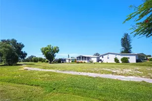 621 Charlemagne Blvd, Naples, FL 34112 - Photo 29